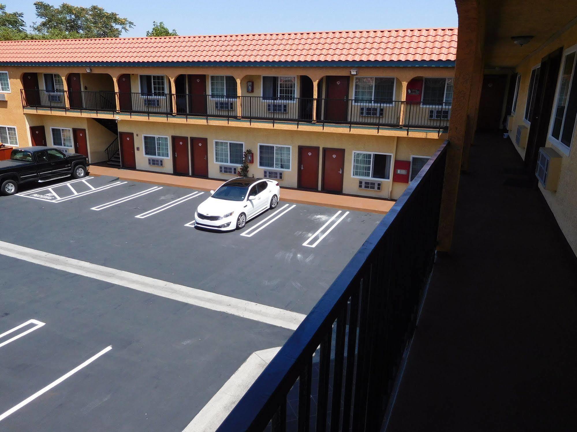 Diamond Inn Inglewood Bagian luar foto